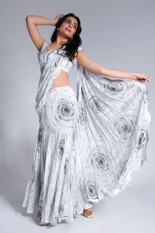 Ripple Effect - White & Hard Coal Embroidered Saree Set Ripple Effect - White & Hard Coal Embroidered Saree Set